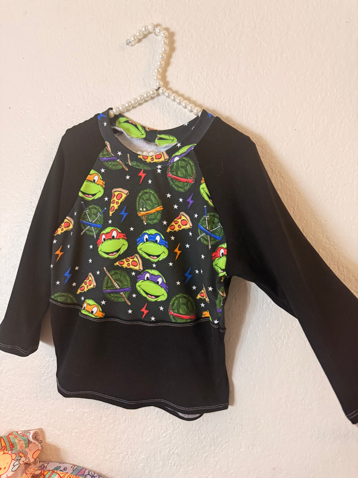 4t Raglan